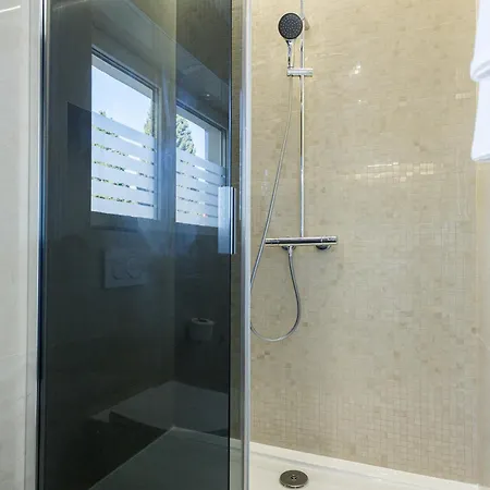 Shine Of Life Luxury Спліт