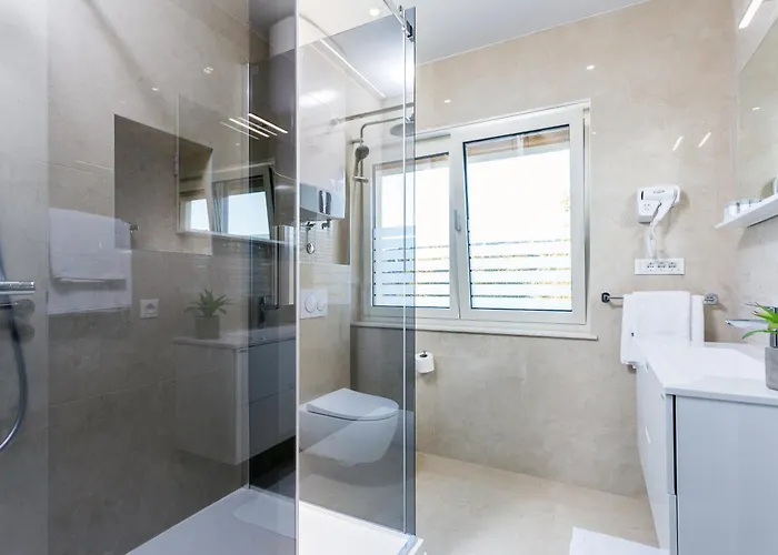 Shine Of Life Luxury Gasthof 4*