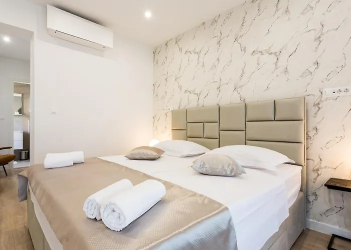 Shine Of Life Luxury Gasthof Split