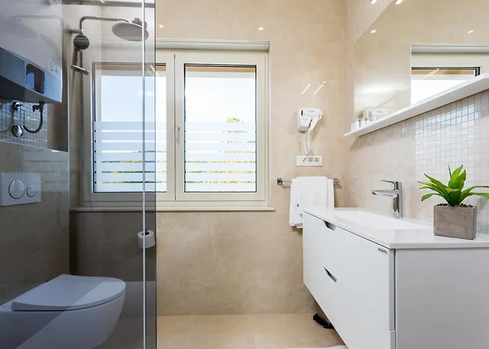 Shine Of Life Luxury 4* Split