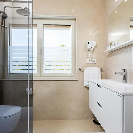 Shine Of Life Luxury 4* Split