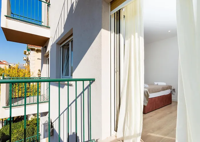 Shine Of Life Luxury